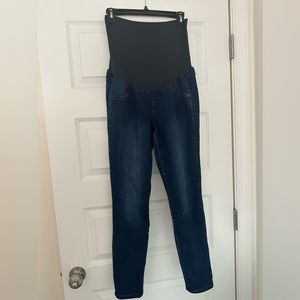 listing-status-banner